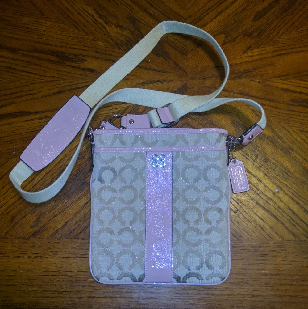 Coach Crossbody - Picture 1 of 3